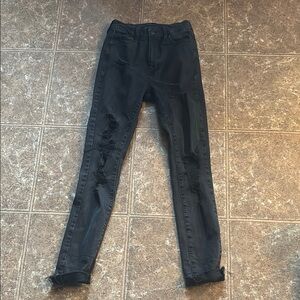 Aeropostale Black Ankle Cropped Jeans with Distressed Details